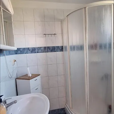 Apartements Maslina * Vir